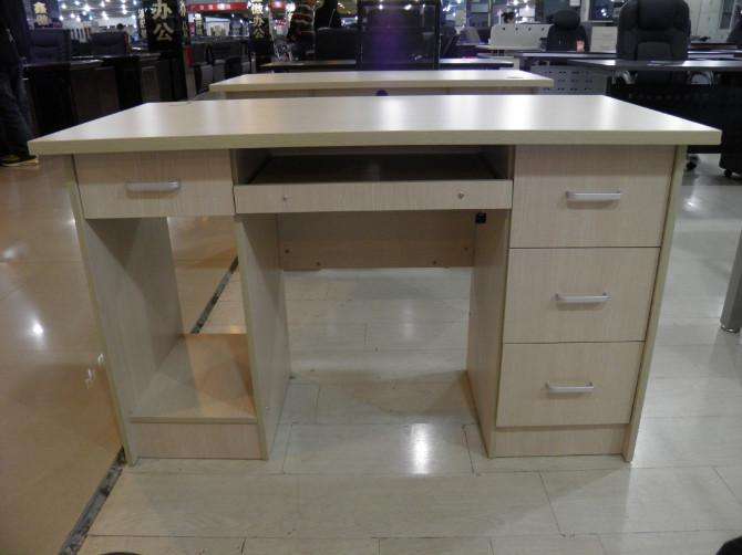 Komprimierte Holzspanplatte-Büro-Möbel mit Melamin stellten Spanplatte gegenüber